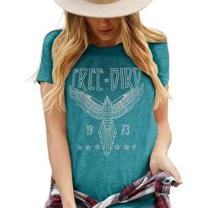 Teal Super Soft Tee, Medium. Free Birds Print